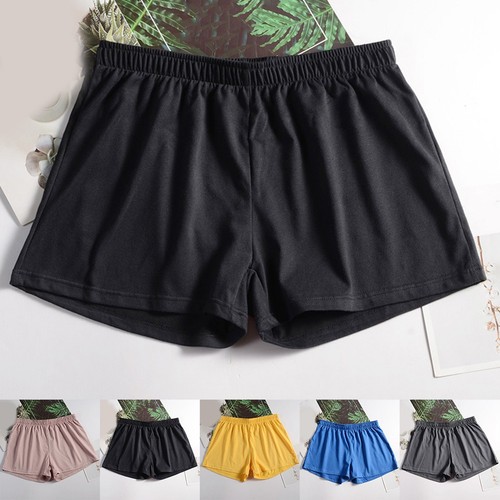 Short homme élégant malles