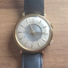 Montre mécanique Memovox