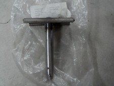 Axe de lame tracteur tondeuse