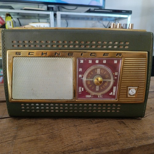 Transistor schneider - transistor,