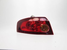 FEU ARRIERE GAUCHE 51727250