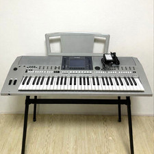 Yamaha PSR S700 Electronic