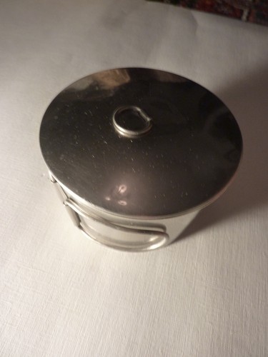 Réchaud alcool des - à,