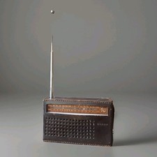 Radio Sharp Pour Pièces Retro