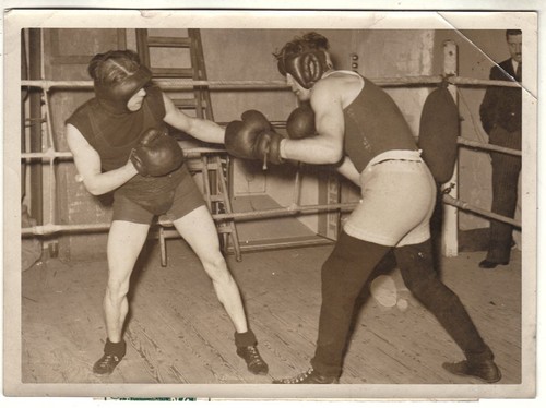 Orig vintage 1938 boxer - vintage,