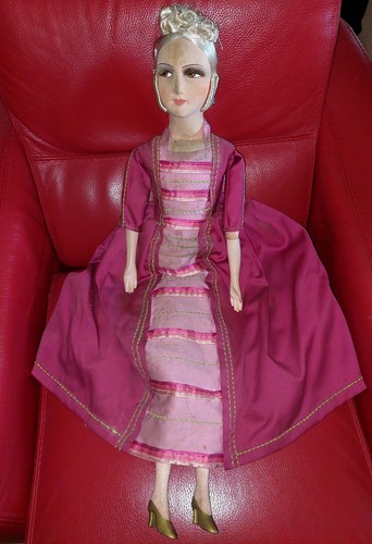 Grande ancienne poupee - grande,