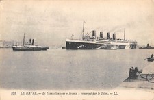 CPA MARINE / PAQUEBOT / LE HAVRE / LE TRANSATLANTIQUE FRANCE REMORQUE PAR TITAN