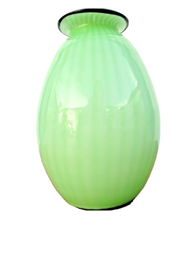 Vase verre opalin vert decor