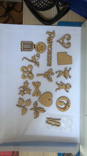 Scrapbooking embellissements - scrapbooking,