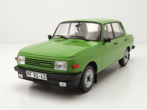 Wartburg 353 1985 vert modèle - vert,