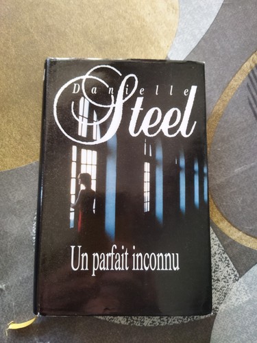 Livre danielle steel un - *danielle, steel*un