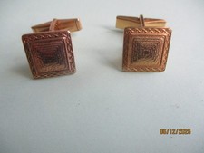 BOUTONS DE MANCHETTE  PLAQUE