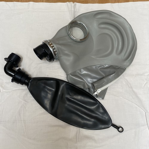 Masque gaz - masque, À