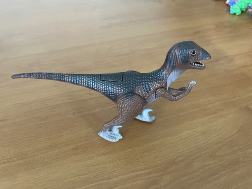 Dino riders deinonychus loose - deinonychus,