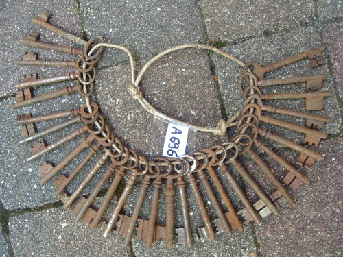 Lot a696 clé - 31, clÉs