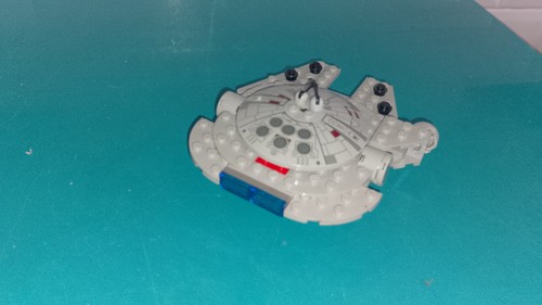 Incomplet état lego - en, l'état
