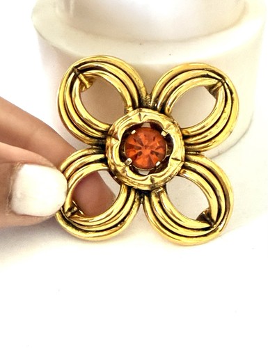 Broche fleur pierre cristal - fleur,