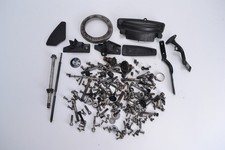 Divers écrous, boulons