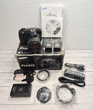 Samsung Pro815 Digital Camera c/w 28-420mm Lens, 2 Battery's, Software Disc &
