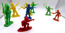 8 FIGURINES "INDIENS &