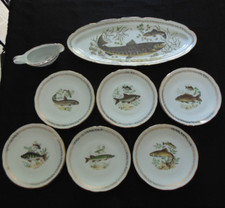 Service à poisson en porcelaine estampillé PF - 12 assiettes, plat, sauciére