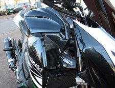 CACHES DEVANT DE RESERVOIR SUR