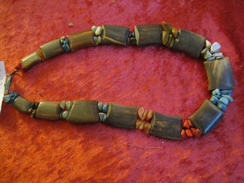 Collier ancien pierre - en,