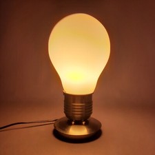 Lampe De Table Design En Forme D'Ampoule Blanche Mate Style Années 90