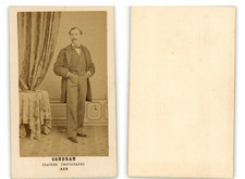 Gondran, Aix, Monsieur en manteau Vintage albumen print CDV.Claude Antoine Mar