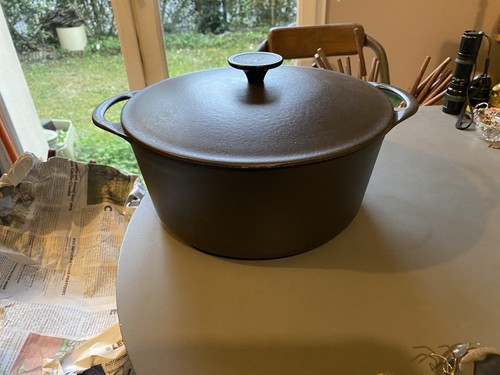 Cocotte fonte noire - , cousances