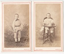 Deux garcons frères cerceau &