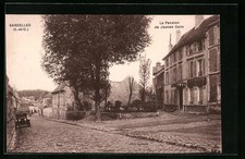 Old postcard Sarcelles, La Pension de Jeunes Gens 