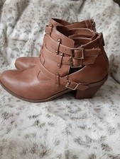 Madden Girl Gossip 11