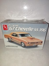 MAQUETTE AMT/ERTL 6986 - 1/25