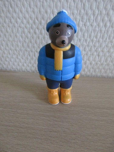 Les mondes petit ours brun - ours,
