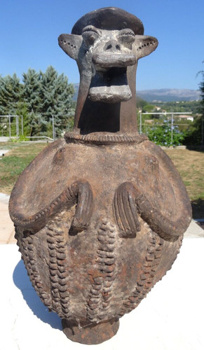 Mambila anda terracotta pot - mambila,