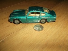 DINKY TOYS ASTON MARTIN DB6 CAR No 153 VINTAGE DIECAST GREEN TURQUOISE