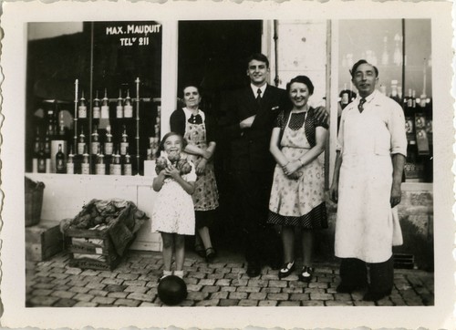 Old photo vintage snapshot - photo,