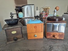 moulin à café ancien en