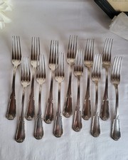 12 Fourchettes en métal