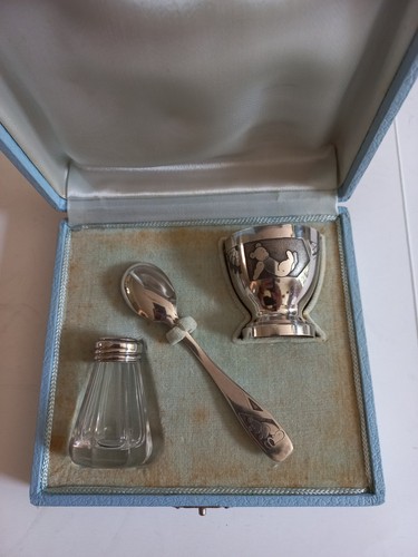 Ancien coffret pour bébé - ancien,