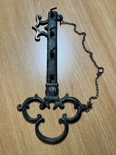 Ancien support porte clef - support,