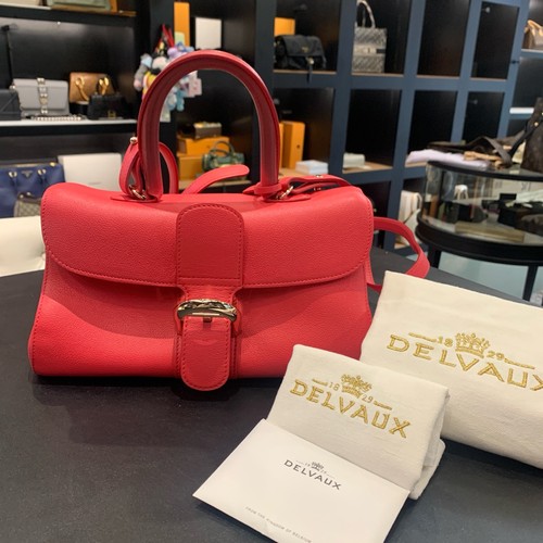 Delvaux brillant medium red - brillant,
