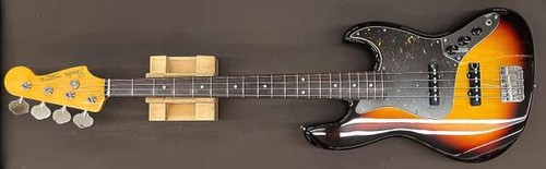 Guitare basse électrique