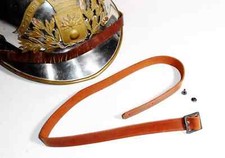 Jugulaire casque de Sapeur-Pompier modèle 1933 cuir vieilli couleur cognac.