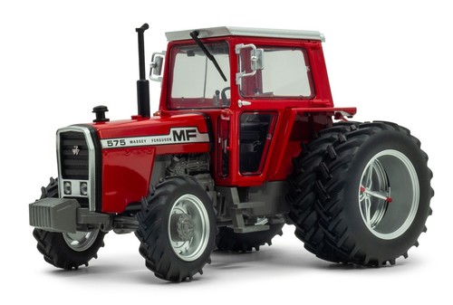 Universal hobbies tracteur - universal,
