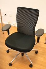 Vitra T-Chair Par Antonio