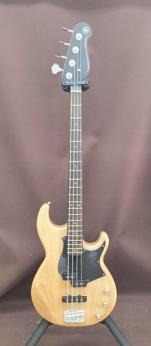 Guitare basse électrique