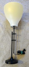Lampe vintage en métal –