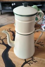 grande Cafetière émaillée en métal beige crème jaune a liserés vert , année 60?